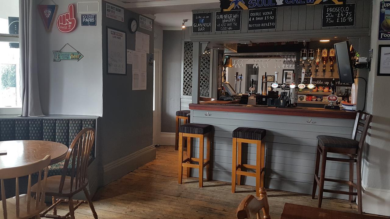Glan-Neigr Bar Hotel Rhosneigr Exterior foto